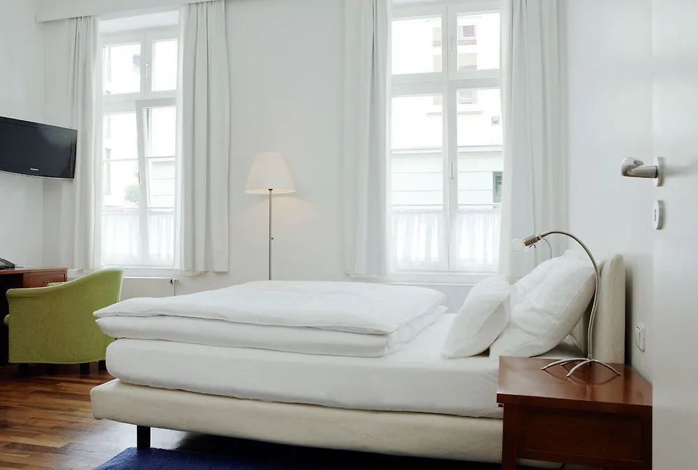 Hotel Wedina An Der Alster Hamburg